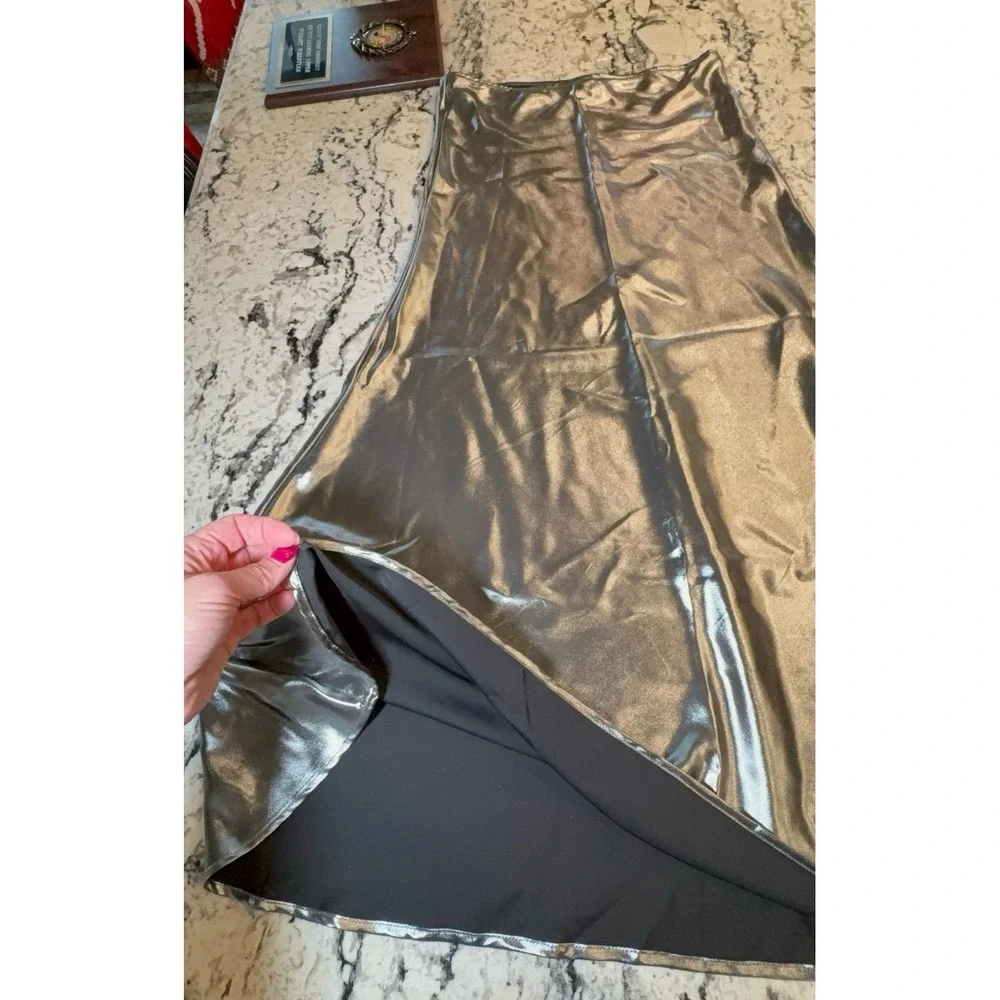 NWOT women's size XXS Wild Fable maxi skirt in dark silvery holiday color.